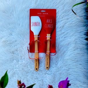 Rae Dunn Christmas spatula and cutter set